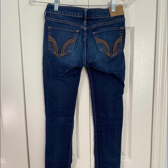 Hollister Jeans - Picture 2 of 3